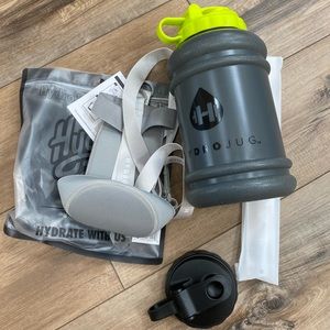 Black hydrojug/straw/volt lid/classic sleeve - new